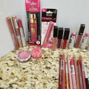 25 piece makeup Lip lot